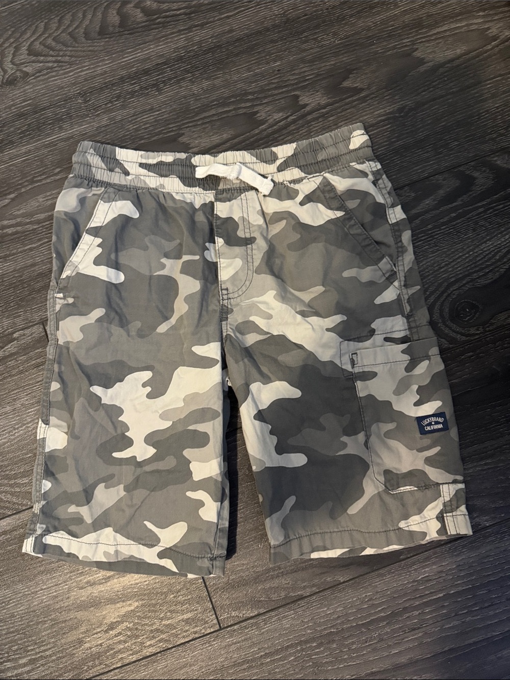 Lucky Brand boys  Gray Camouflage Cargo Shorts